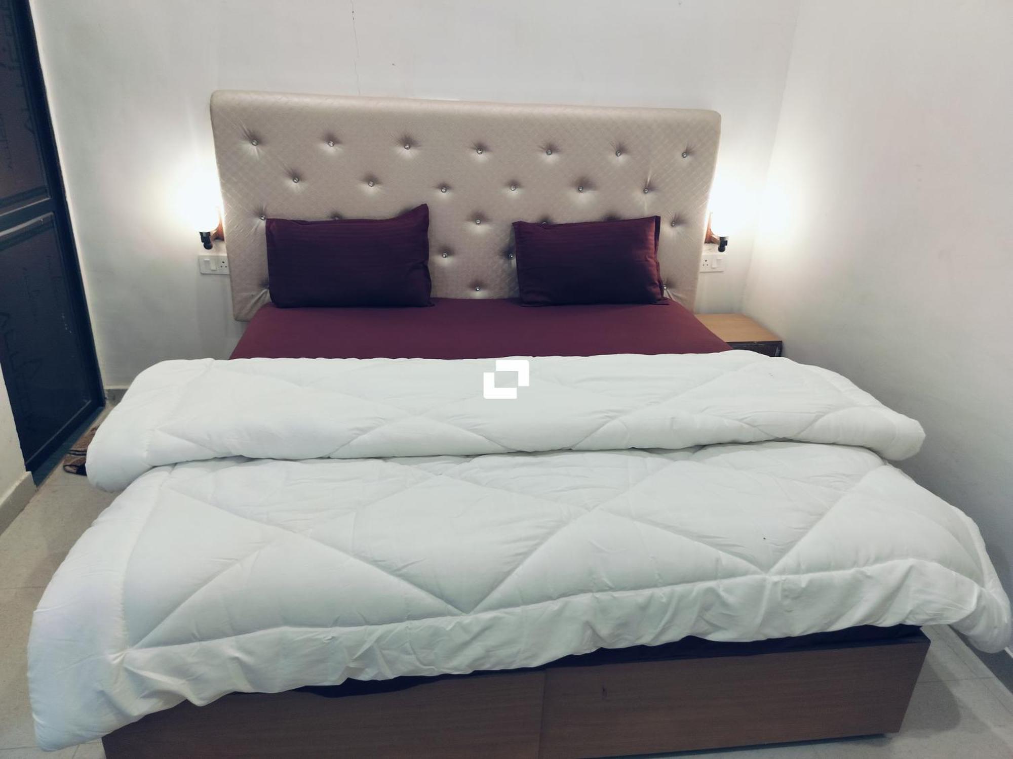 Khajuraho Hostel Экстерьер фото